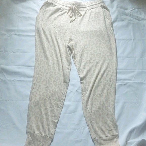 Splendid Leopard Print Joggers - Picture 2 of 7